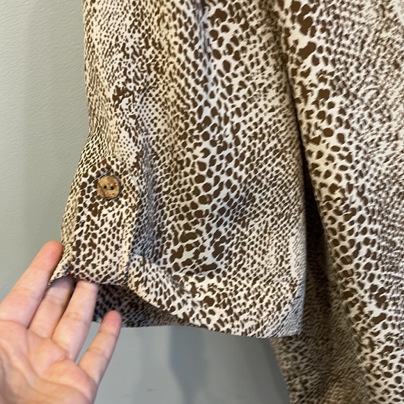 Dana Kay Animal Print Button Down Blouse Short Sleeve Size 18W Plus - Picture 3 of 4